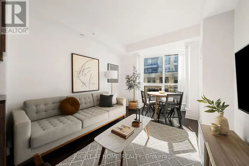 Apartment at 610 - 9201 YONGE STREET, Richmond Hill