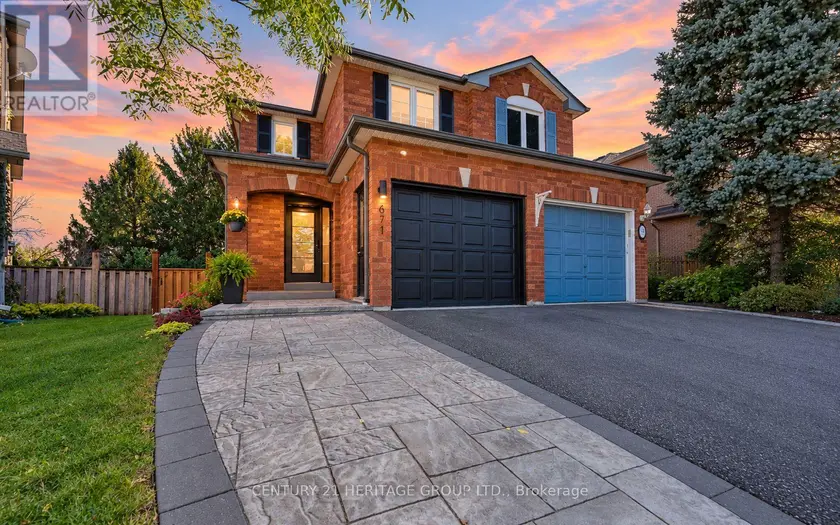 Semi-Detached/Link at 671 WALPOLE CRESCENT, Newmarket