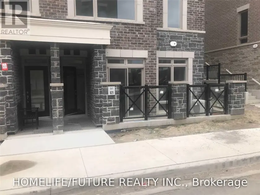 Townhouse at 621 - 50 DUNSHEATH WAY, Markham