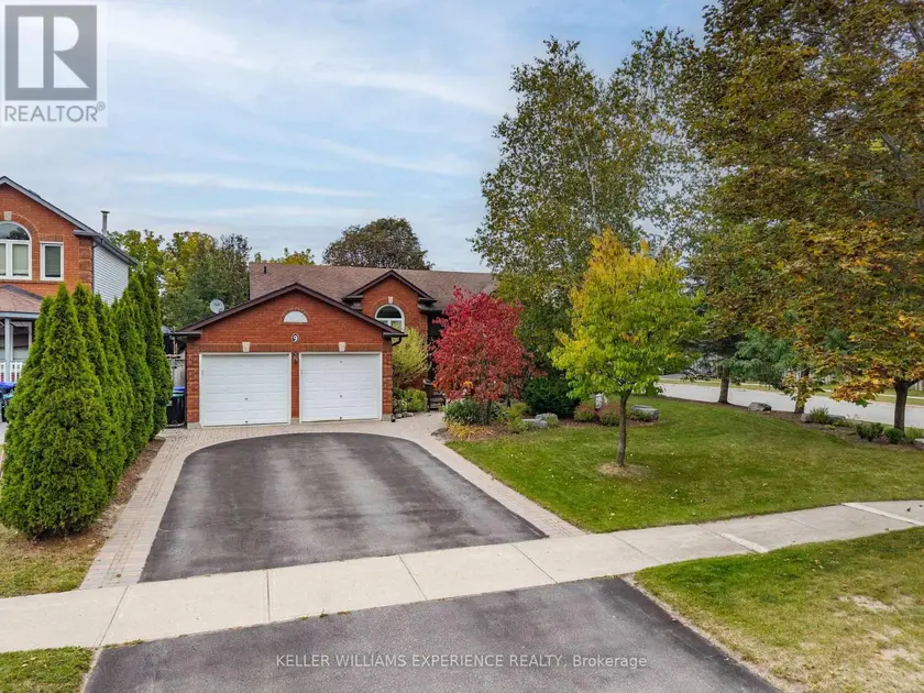 Detached at 9 EDENBRIDGE DRIVE, Essa