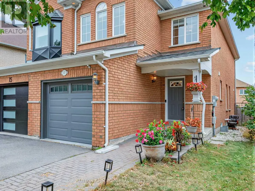 Semi-Detached/Link at 17 ROYAL APPIAN CRESCENT, Vaughan