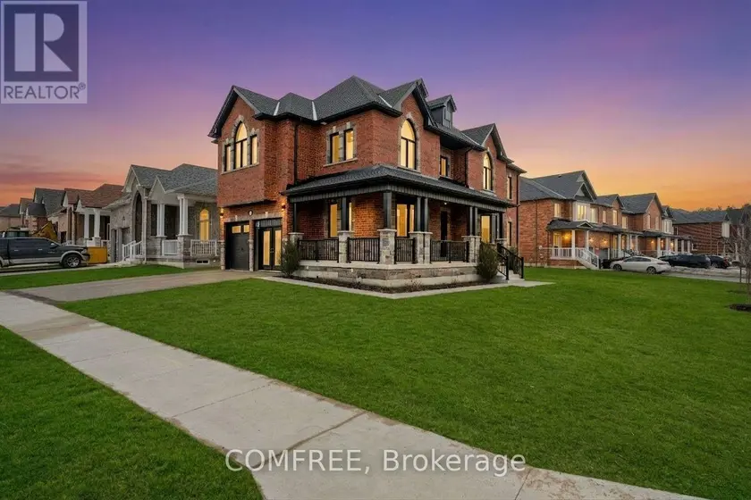 Detached at 51 WOOD CRESCENT, Essa