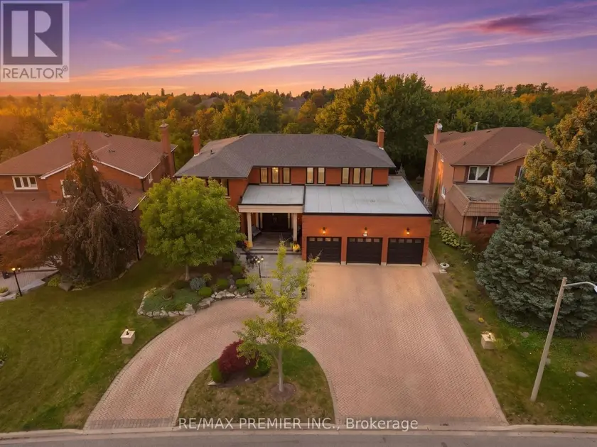 Detached at 98 CAIRNBURG PLACE, Vaughan