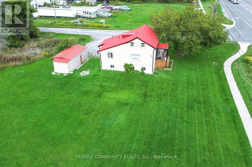 Detached at 6 SUNKIST ROAD, Georgina