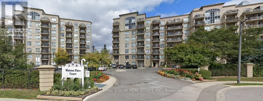 Apartment at 406 - 8 MAISON PARC COURT, Vaughan