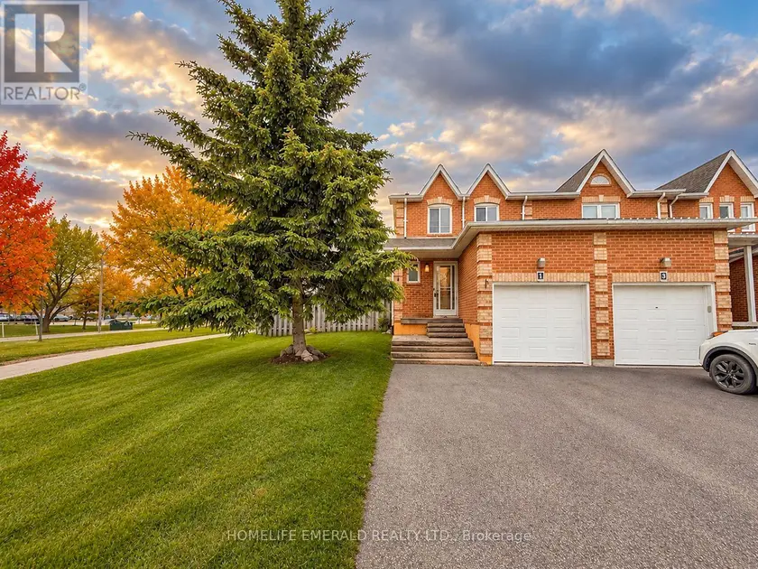 Townhouse at 1 POTTER CRESCENT, New Tecumseth