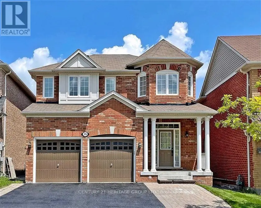 Detached at 35 CLIFF GUNN ROAD, Newmarket