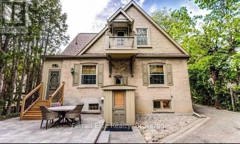 Detached at BSMT - 66 RICHMOND STREET, Richmond Hill