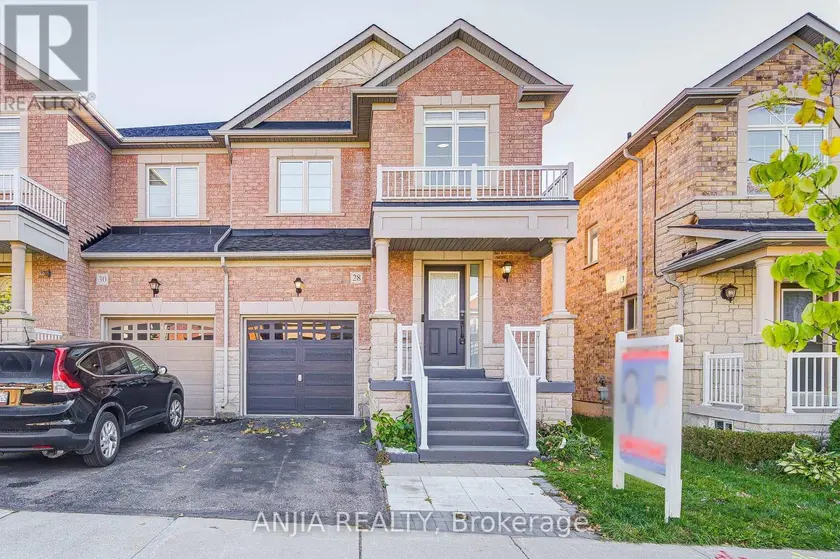Semi-Detached/Link at 28 GRANDWOOD AVENUE, Whitchurch-Stouffville