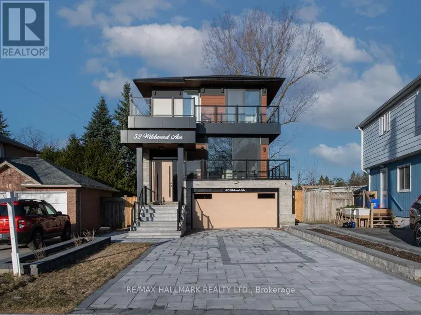 Detached at 52 WILDWOOD AVENUE, Richmond Hill