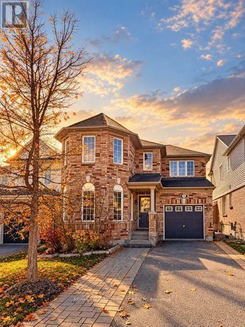 Detached at 18 GORDON DRIVE, New Tecumseth