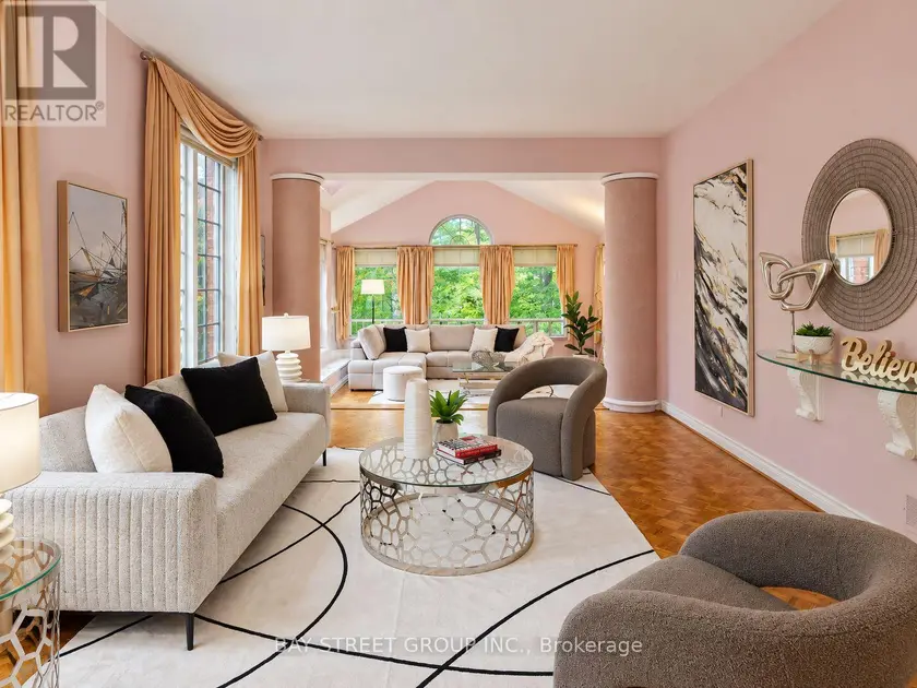 Detached at 6 HUNT CLUB COURT, Markham