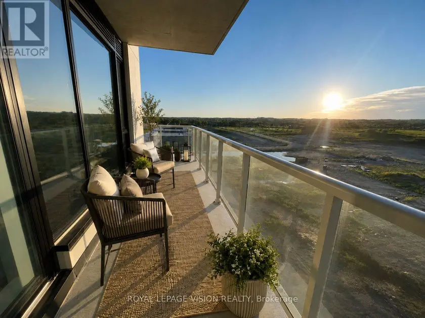 Apartment at 625 - 2 DAVID EYER ROAD, Richmond Hill