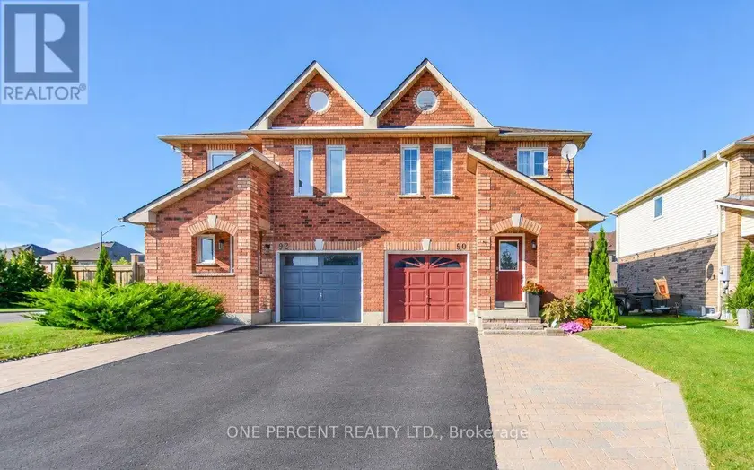 Semi-Detached/Link at 90 BREEZE DRIVE, Bradford West Gwillimbury