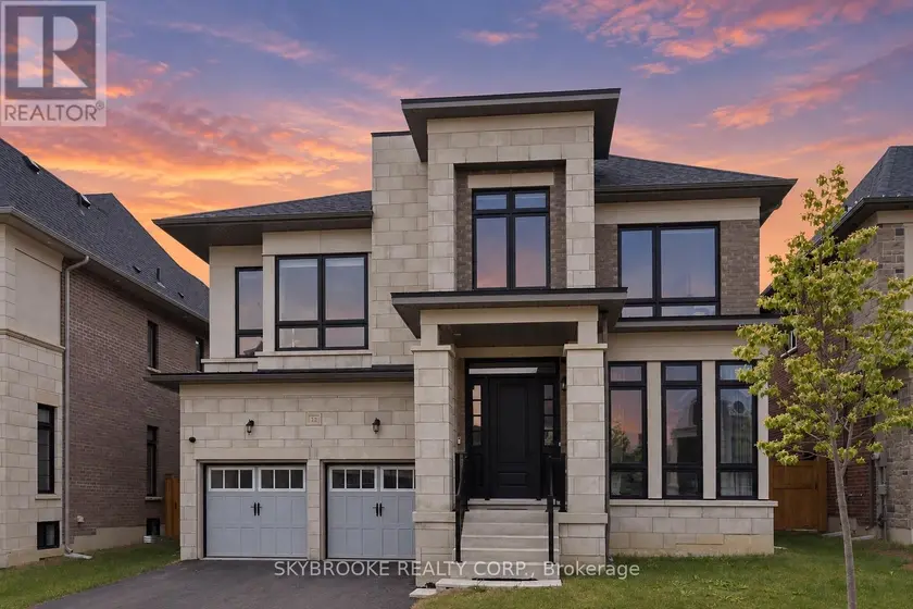 Detached at 73 BROAD WAY, King