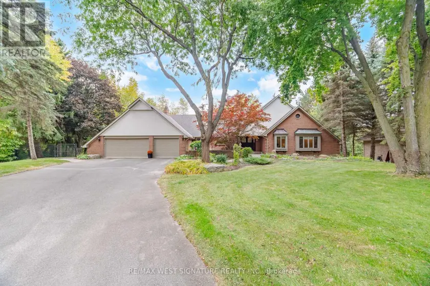Detached at 42 HEDGEROW COURT, Vaughan