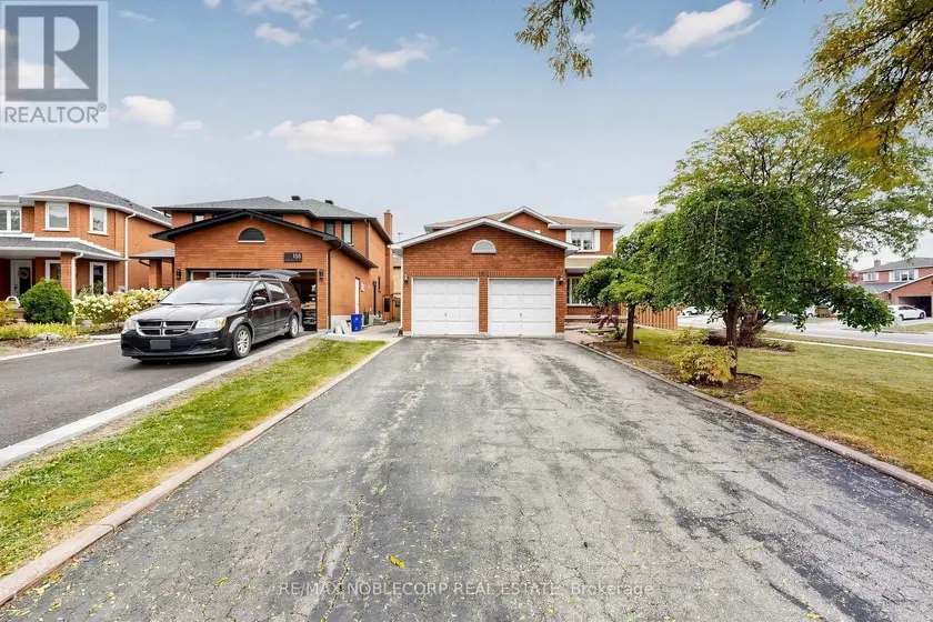 Detached at 162 VENETIAN CRESCENT, Vaughan