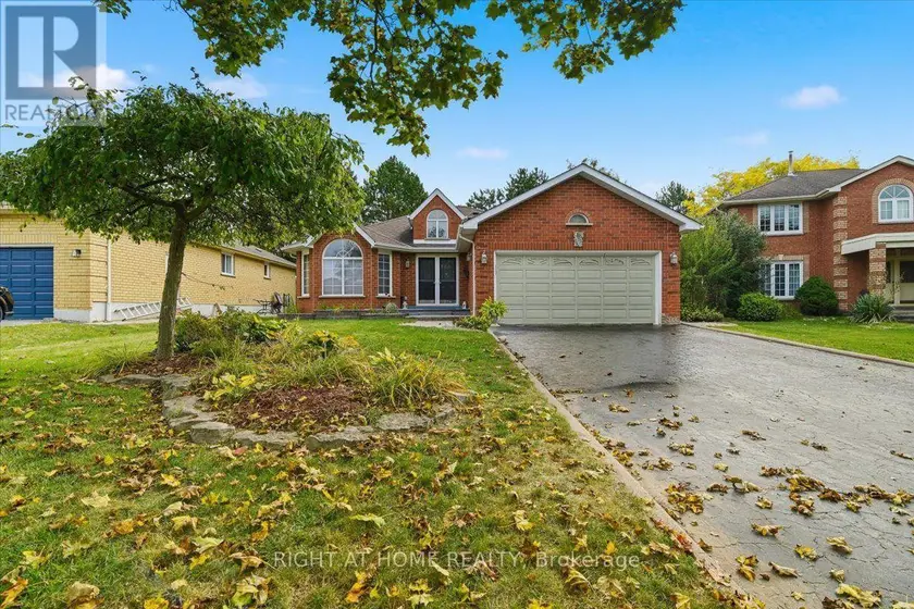 Detached at 5 ST JOHN'S COURT, Uxbridge