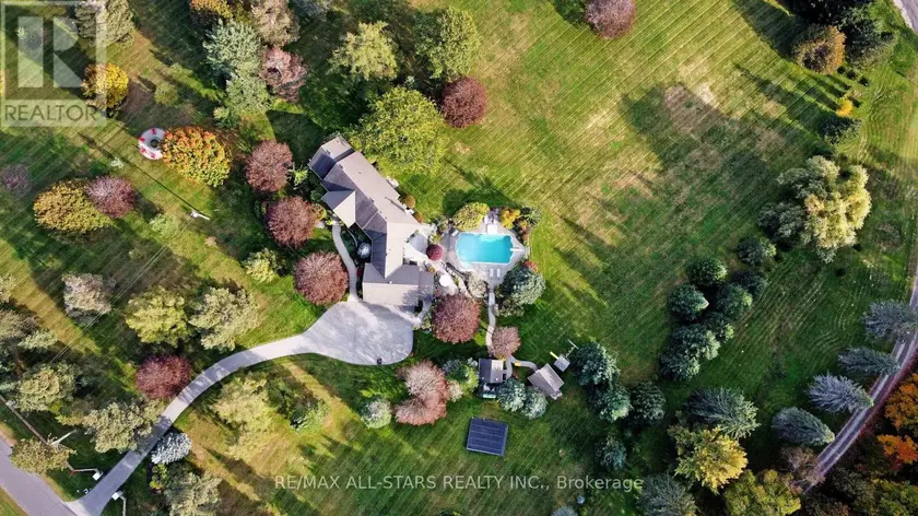 Detached at 15 LOBRAICO LANE, Whitchurch-Stouffville