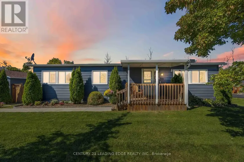 Detached at 10 HUMMINGBIRD CIRCLE, Georgina