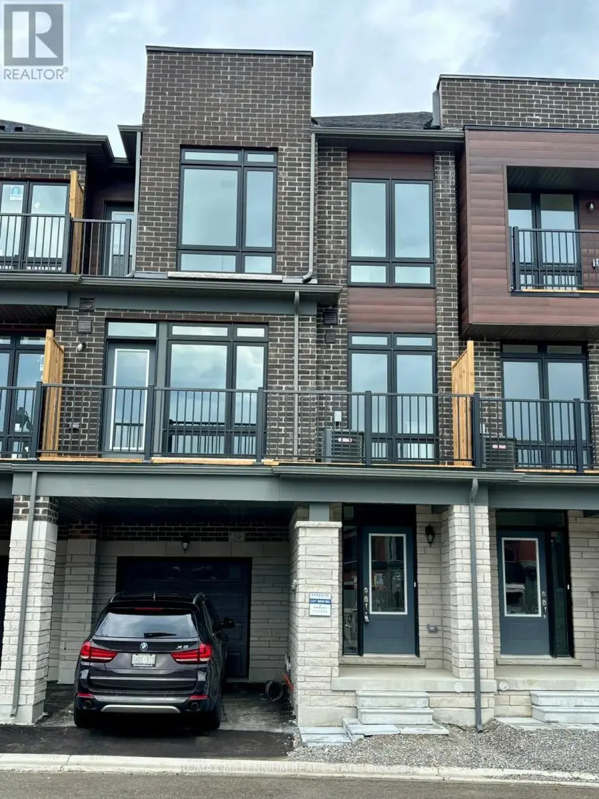 Townhouse at 39 GRIFFITH STREET, Aurora