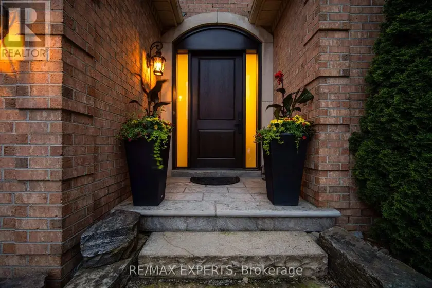 Detached at 904 DAMASCUS COURT, Newmarket