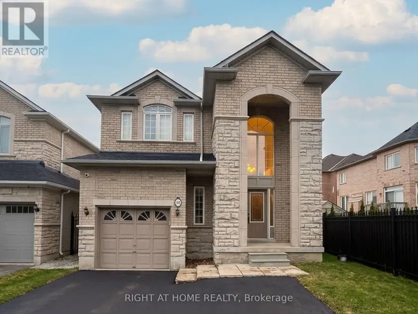 Detached at 10 EDELWEISS AVENUE, Richmond Hill