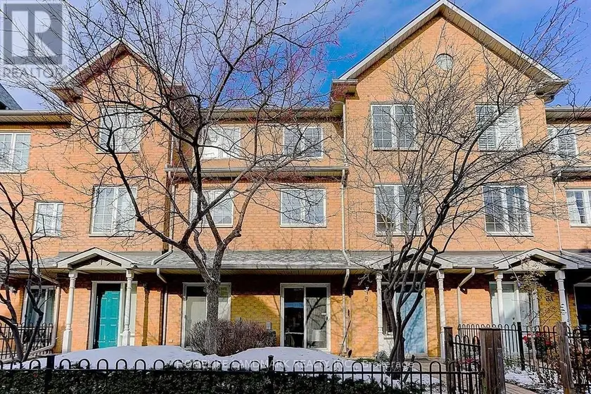 Townhouse at 5 - 21 ST MORITZ WAY, Markham