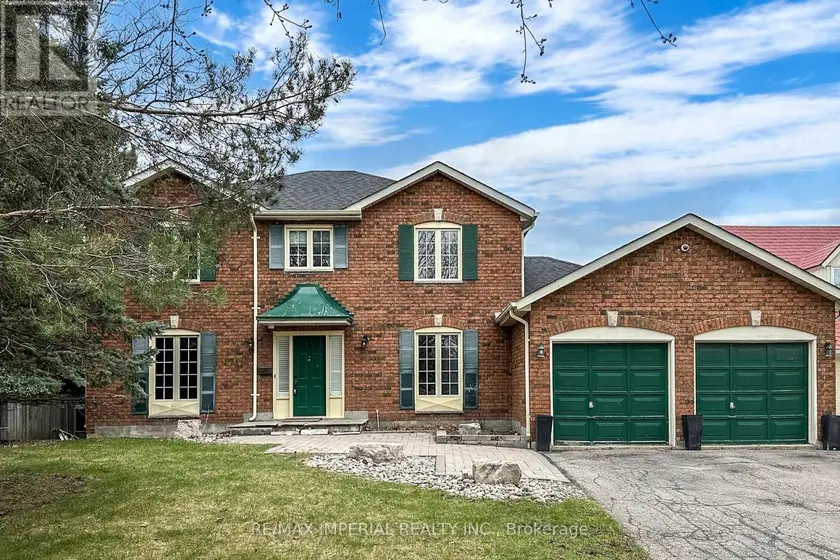 Detached at 2 CRAIGLEITH CRESCENT, Richmond Hill