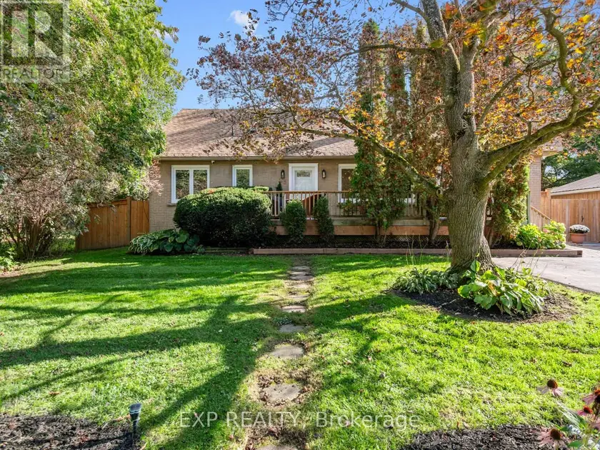 Detached at 25 MORTON AVENUE, East Gwillimbury