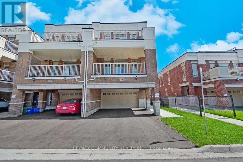 Townhouse at B - 101 LUZON AVENUE, Markham