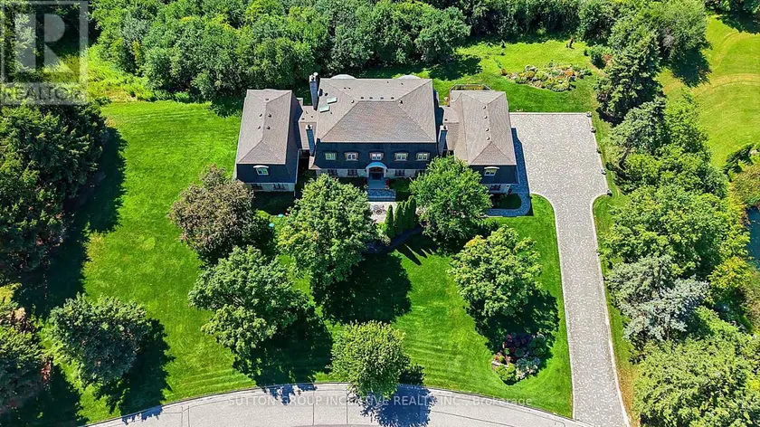 Detached at 25 BOVAIR TRAIL, Aurora