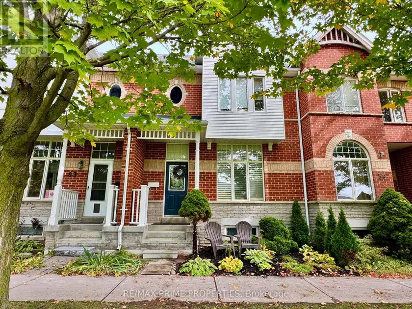Townhouse at 61 WALKERVILLE ROAD, Markham