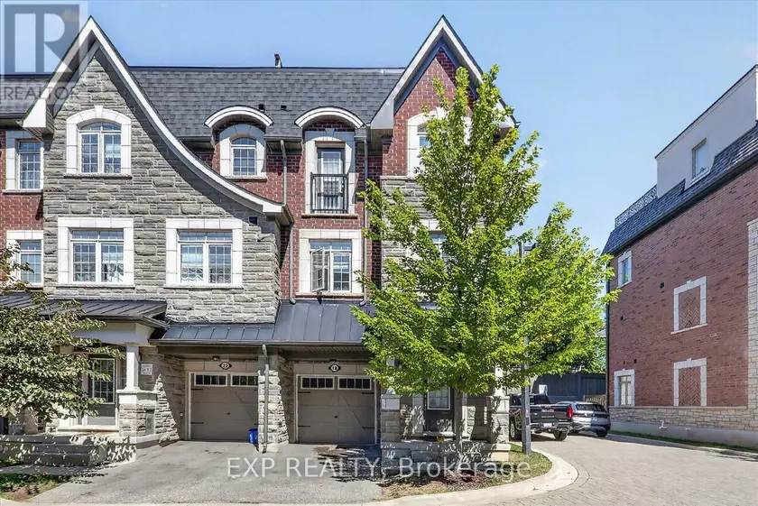 Townhouse at 18 INGLESIDE STREET, Vaughan