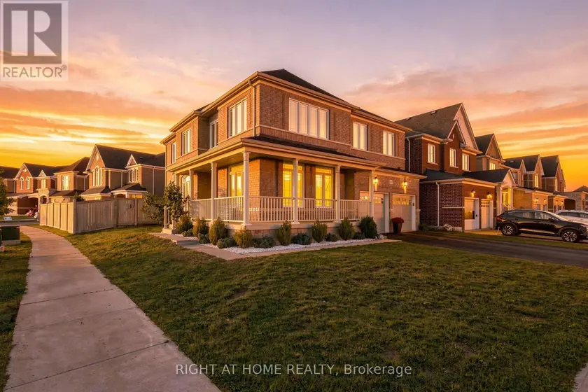 Detached at 218 BLUE DASHER BOULEVARD, Bradford West Gwillimbury