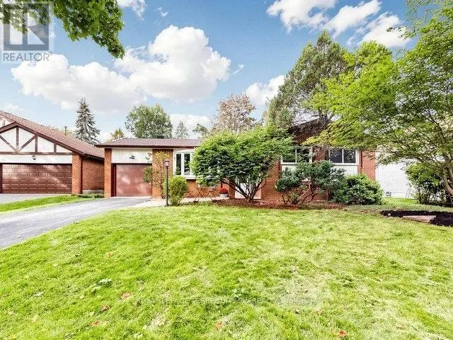 Detached at 12 SIR PELLIAS TERRACE, Markham