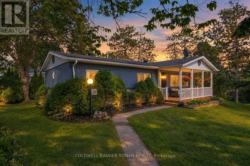 Detached at 13 HAWTHORNE DRIVE, Innisfil