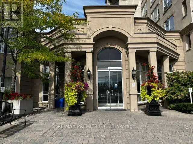 Apartment at 712 - 2 MAISON PARC COURT, Vaughan