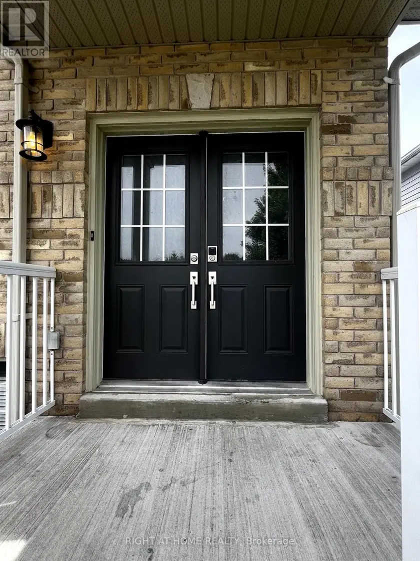 Detached at UNIT 1 - 116 MAPLEWOOD DRIVE, Essa