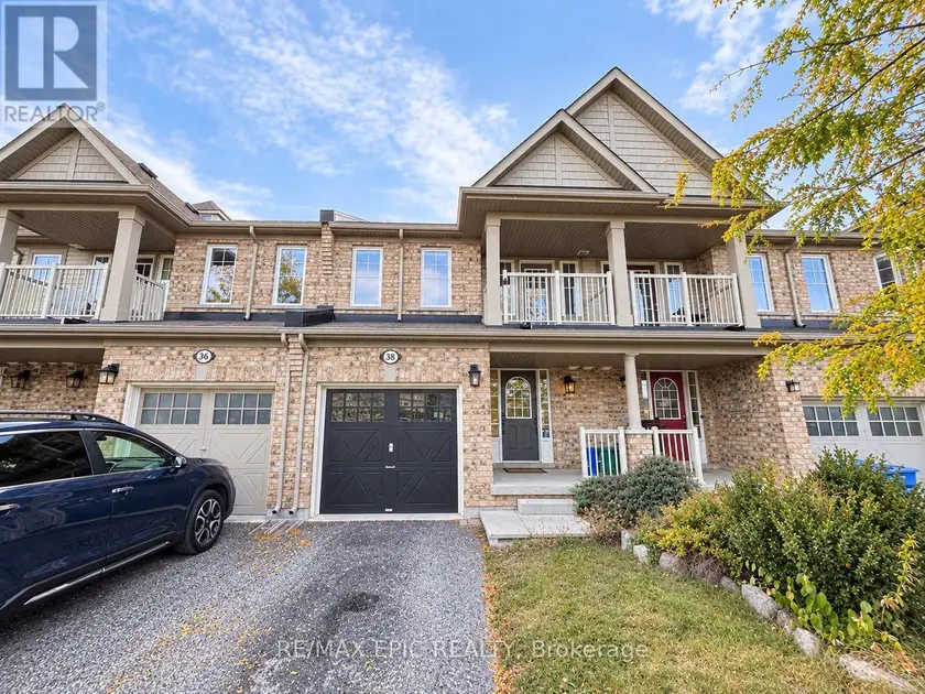 Townhouse at 38 WYNDHAM CIRCLE, Georgina