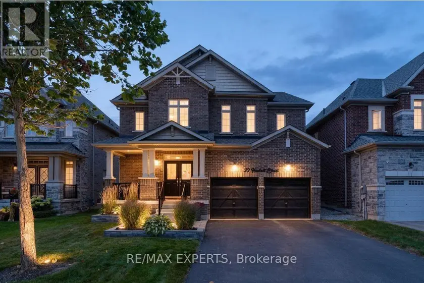Detached at 20 HACKETT STREET, New Tecumseth