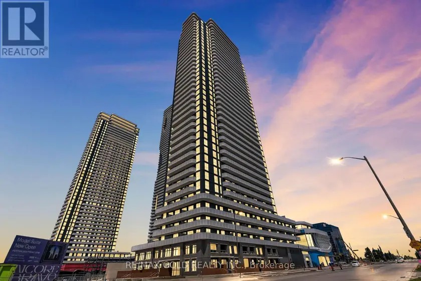 Apartment at 608 - 28 INTERCHANGE WAY, Vaughan