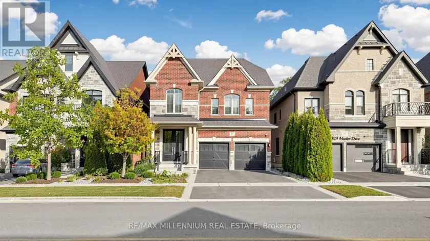 Detached at 327 MACTIER DRIVE, Vaughan