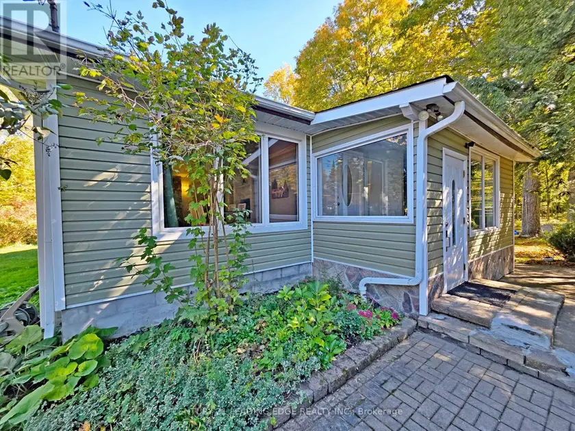 Detached at 11 BRULE LAKEWAY, Georgina