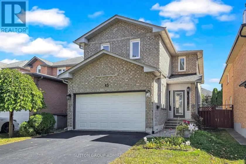 Detached at 43 BERWICK CRESCENT, Richmond Hill