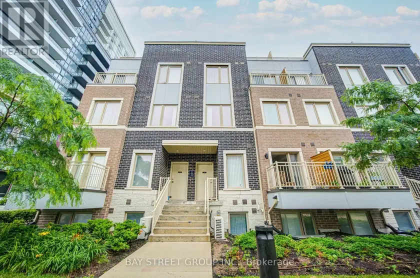 Townhouse at TH3 - 11 HONEYCRISP CRESCENT, Vaughan