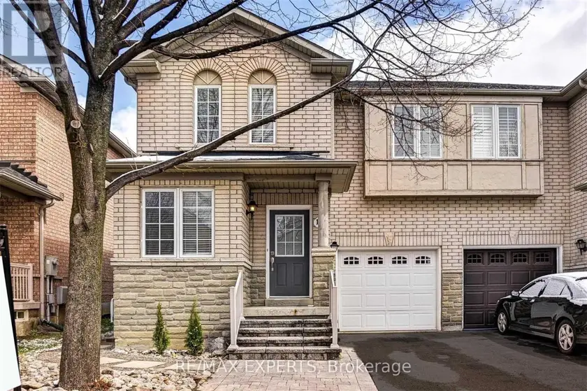 Semi-Detached/Link at 11 BOLOGNA ROAD, Vaughan