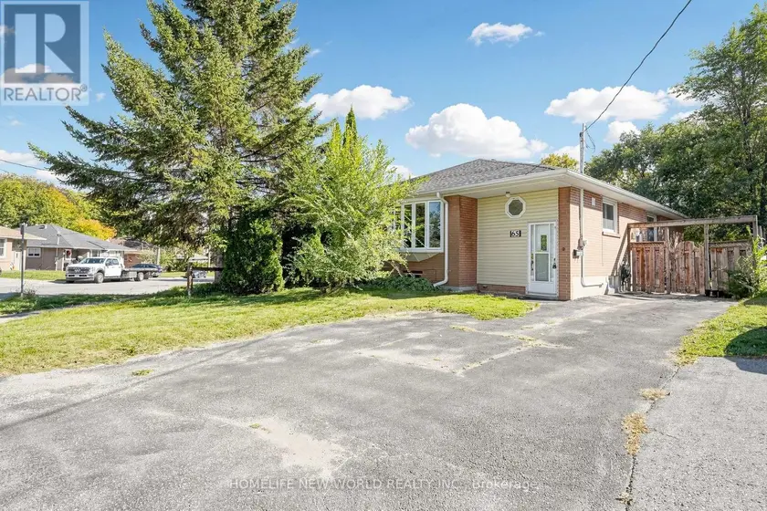 Semi-Detached/Link at Unit MAIN