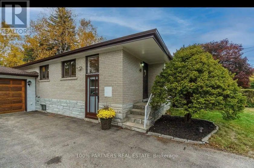 Detached at LOWER - 49 CHILD DRIVE N, Aurora
