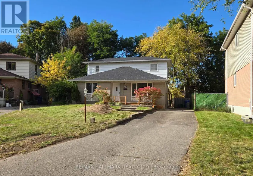 Detached at 46 COLLINS CRESCENT, Aurora
